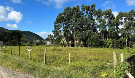 Terreno à venda, 2093 m² - Gravatá - Navegantes/SC