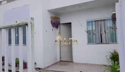 Casa com 2 dormitórios à venda, 40 m² por R$ 300.000,00 - Espinheiros - Itajaí/SC