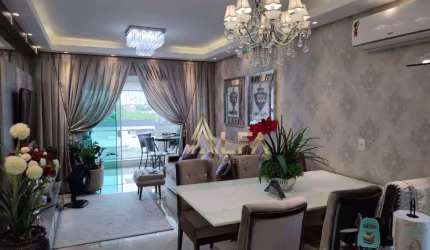 Apartamento mobiliado decorado 800 metros da praia.