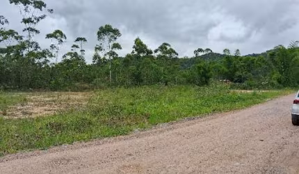 Terreno à venda, 2100 m² por R$ 315.000,00 - Escalvados - Navegantes/SC