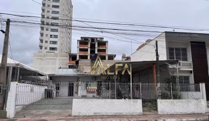RARIDADE - Terreno no Centro de Itajaí-SC