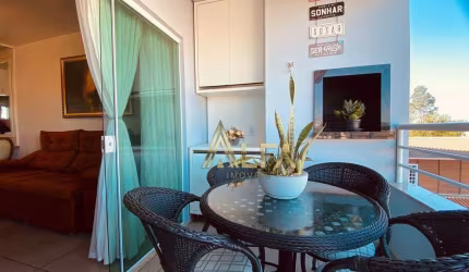 Apartamento à 2,7km do Ferry Boat com 2 dormitórios sendo 1 suíte à venda, 84 m² por R$ 550.000 - Centro - Navegantes/SC
