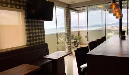 Cobertura 30 metros da Praia