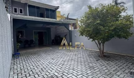 Sobrado à venda, 138 m² por R$ 790.000,00 - Armação - Penha/SC