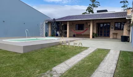 Casa com 2 dormitórios à venda, 82 m² por R$ 580.000 - Nossa  Senhora  de Fátima - Penha/SC