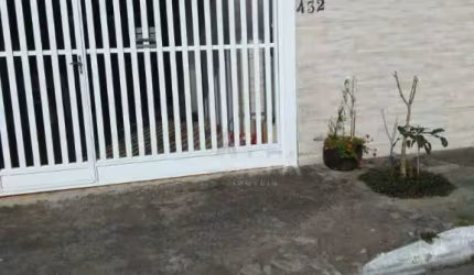 Casa  Bal. Camboriu - 3 dormitórios à venda, 90 m²  R$ 610.000,00- Nova Esperança - /SC