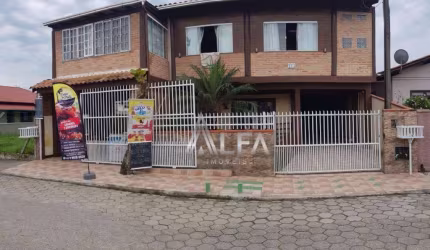 Sobrado à venda, 400 m² por R$ 850.000,00 - Armação - Penha/SC