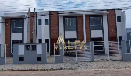 Sobrado com 3 dormitórios sendo 1 suíte  à venda, 100 m² por R$ 629.000 - Meia Praia - Navegantes/SC