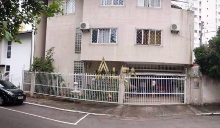 Casa próximo a roda gigante em Balneário  Camboriú