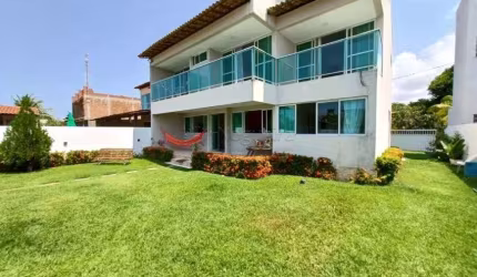 Excelente casa duplex mobiliada localizado em Praia dos Carneiros