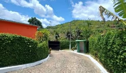 Excelente chácara localizada no bairro de Mercês no Cabo de Santo Agostino