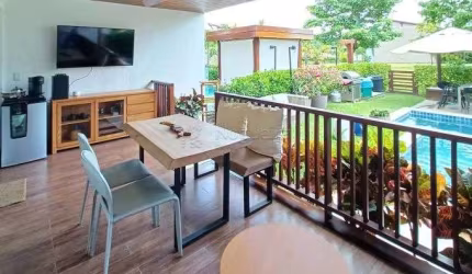 Excelente casa duplex localizada na praia dos Carneiros á beira mar com piscina privativa.