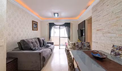Lindo apartamento no Água Verde com 3 quartos