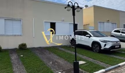 Casa em condomínio fechado com 2 quartos à venda na Estrada Agua Espraiada, 260, Caucaia do Alto, Cotia por R$ 250.000