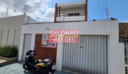 Edifício Comercial com 03 pisos e 04 vagas no Chaco junto a Duque