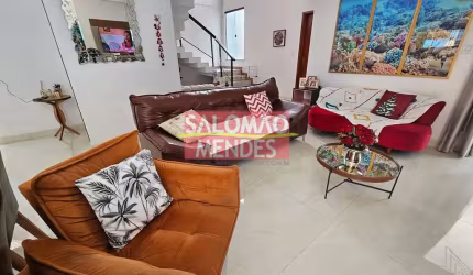 Casa em Condomínio Fechado. 04 quartos, 02 suítes, Clube. 995 mil.