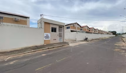 Casa em Condomínio - venda