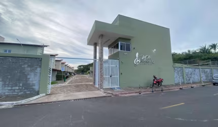 Casa em Condomínio