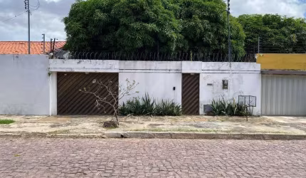 Casa Residencial - Venda