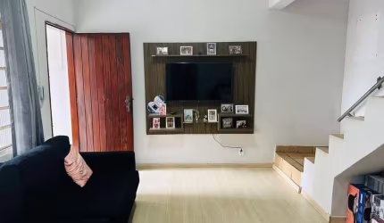 Casas de Vila para Venda em São Paulo, Vila Formosa, 4 dormitórios, 2 banheiros, 1 vaga