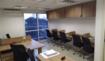 Conjunto Comercial para Venda em São Paulo, Aclimação, 1 banheiro, 1 vaga
