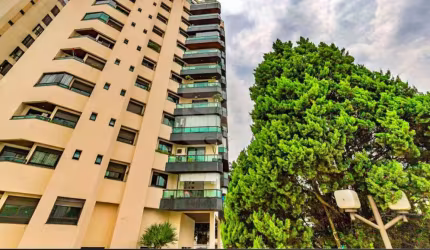 Apartamento a Venda em Moema em São Paulo - SP
