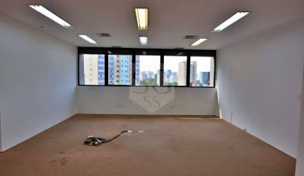 Conjunto comercial a Venda no Alto da Boa Vista em São Paulo - SP