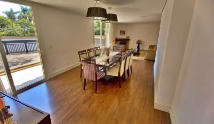 Casa a Venda no Jardim dos Estados em São Paulo - SP