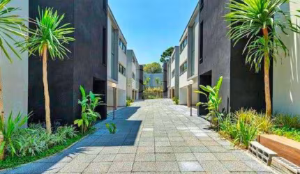Casa de Comdominio a Venda no Jardim Cordeiro em São Paulo - SP