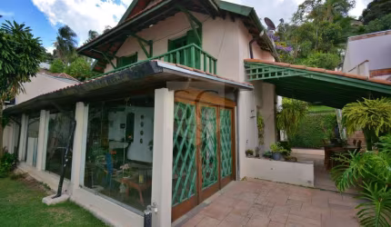 Casa Beira da Represa do Guarapiranga a Venda  em São Paulo -SP