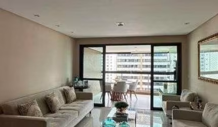 Luxuoso Apartamento em Alphaville com 3 suites 135 M2