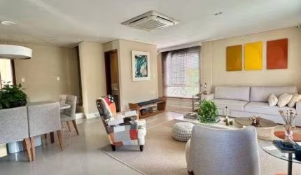 Finamente Decorado Jardim Mediterrâneo Triplex 3 quartos suíte