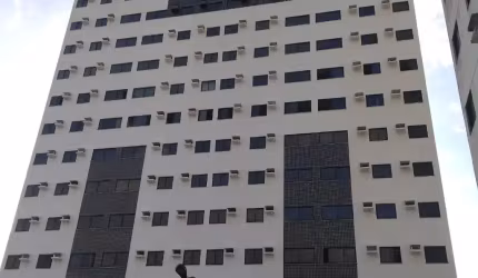 Apartamento no Antares, com 02 quartos