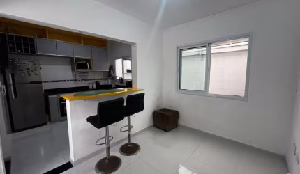 Casa à venda no bairro Voturuá. Área de lazer com churrasqueira, 2 dormitórios.