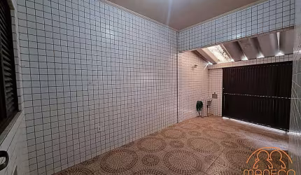 Casa à venda, 2 quartos, 1 suíte, 1 vaga, Itararé - São Vicente/SP