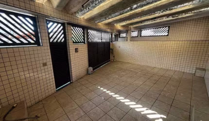 Casa com edícula para venda na Vila Cascatinha.