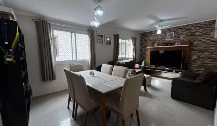 Triplex disponível para venda na Vila Cascatinha.