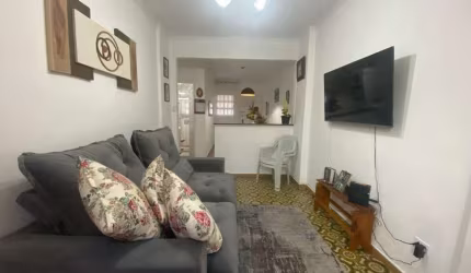 Apartamento no centro de São Vicente à venda