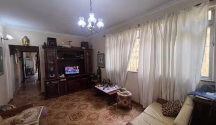 Sobrado à venda, 3 quartos, 1 suíte, 2 vagas, Vila Valença - São Vicente/SP