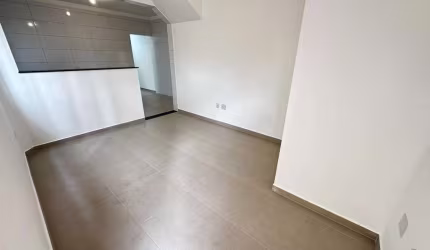 Casa à venda, 2 quartos, 1 suíte, 1 vaga, Bom Retiro - Santos/SP