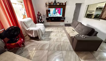 Casa no bairro Jardim Castelo em Santos.