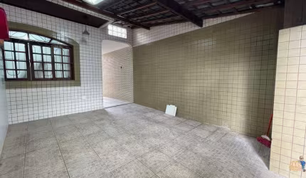 Casa à venda, 2 quartos, 1 vaga, Caneleira - Santos/SP