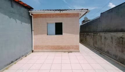 Casa à venda, 2 quartos, 1 suíte, 2 vagas, Cidade Nautica - São Vicente/SP