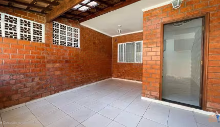 Sobrado à venda, 2 quartos, 2 suítes, 1 vaga, Vila Voturua - São Vicente/SP