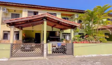Casa à venda, 3 quartos, 1 vaga, Vila São Jorge - São Vicente/SP