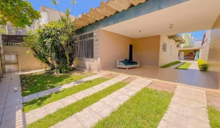 Casa à venda, 3 quartos, 1 suíte, 4 vagas, Vila Valença - São Vicente/SP