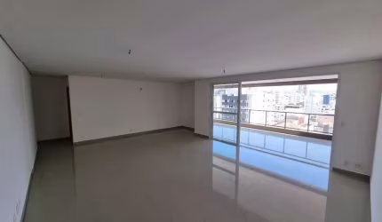 Apartamento alto padrão com vista mar no Embaré