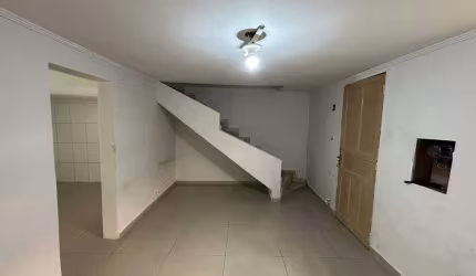 Casa à venda, 2 quartos, 4 vagas, São Jorge - Santos/SP