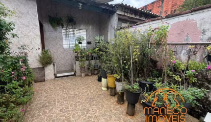 Casa à venda, 4 quartos, 1 vaga, Castelo - Santos/SP