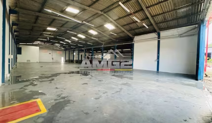 Galpão Industrial com 1.304m² para locação em Brusque
